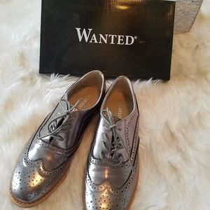 Babe Women's Oxfords by Wanted